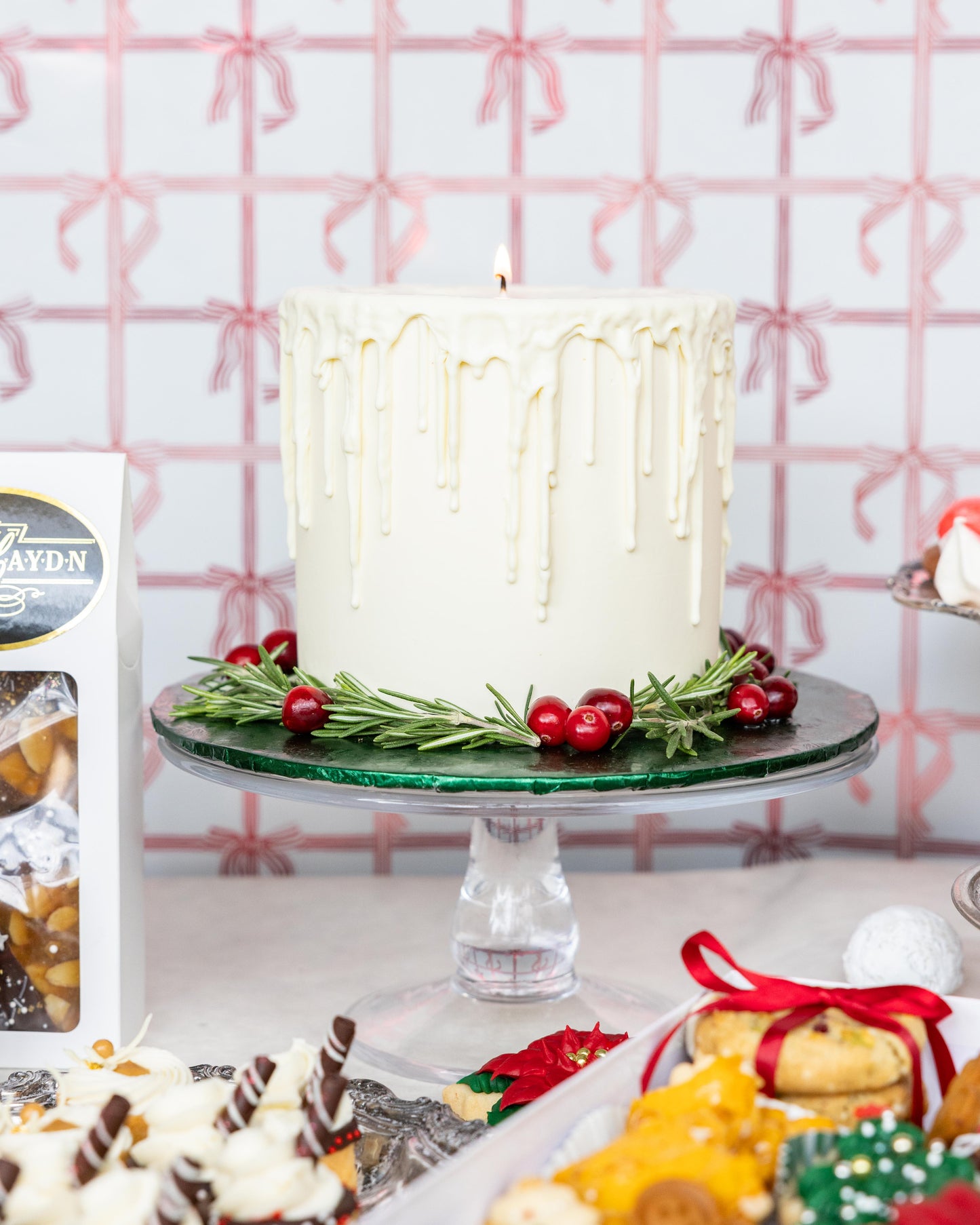 Melting Candle Cake (12/23 & 12/24 Only)